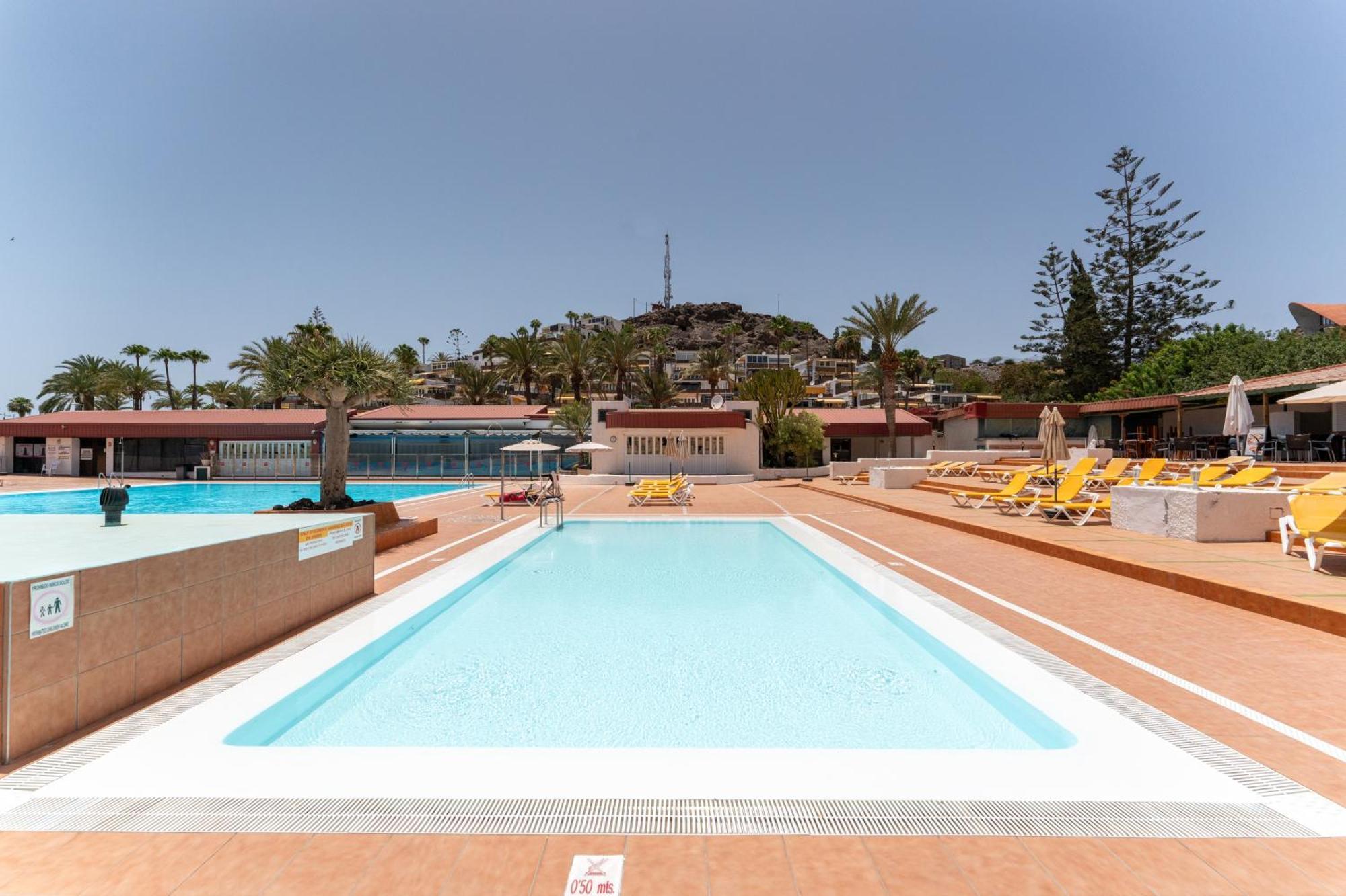 Meerblick Beach-Apartment in Monte Rojo San Agustín Buitenkant foto